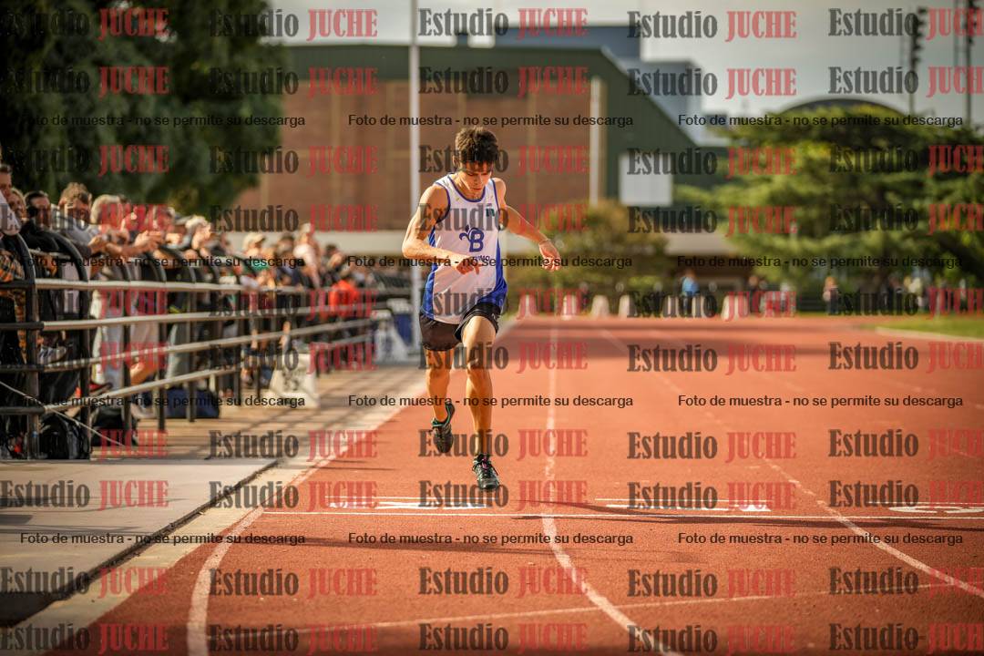 Fotos de los 200 m llanos de varones