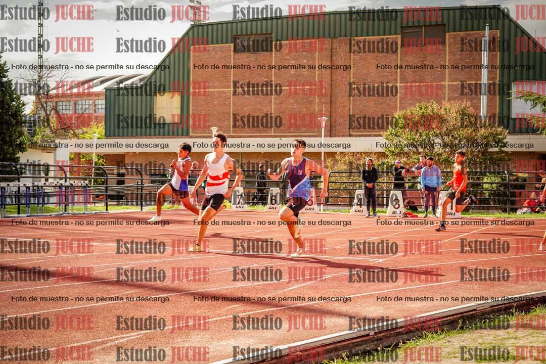 Fotos de los 200 m llanos de varones