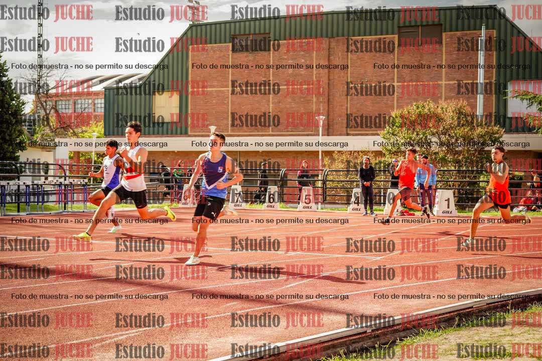 Fotos de los 200 m llanos de varones