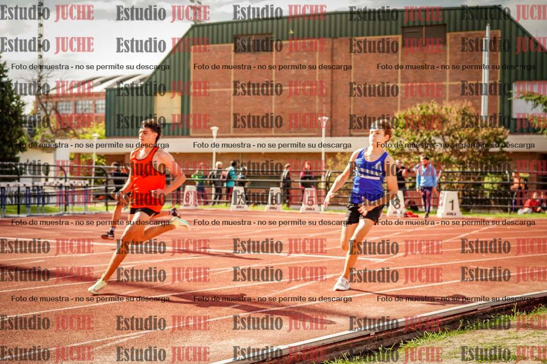 Fotos de los 200 m llanos de varones