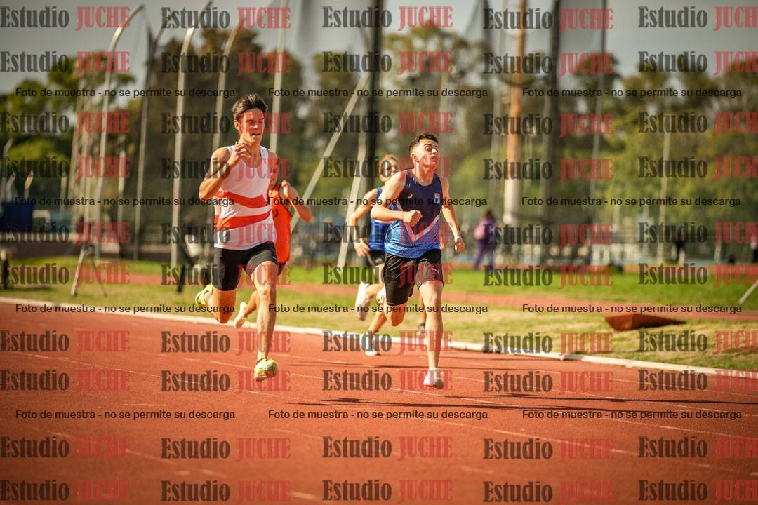 Fotos de los 200 m llanos de varones