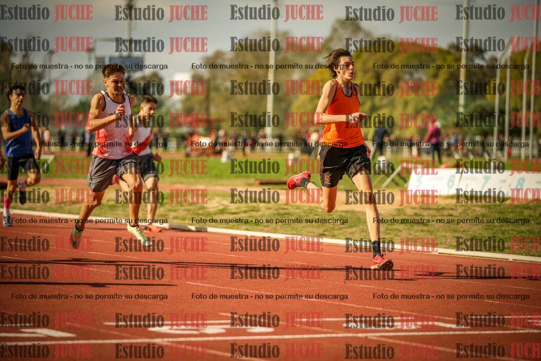 Fotos de los 200 m llanos de varones