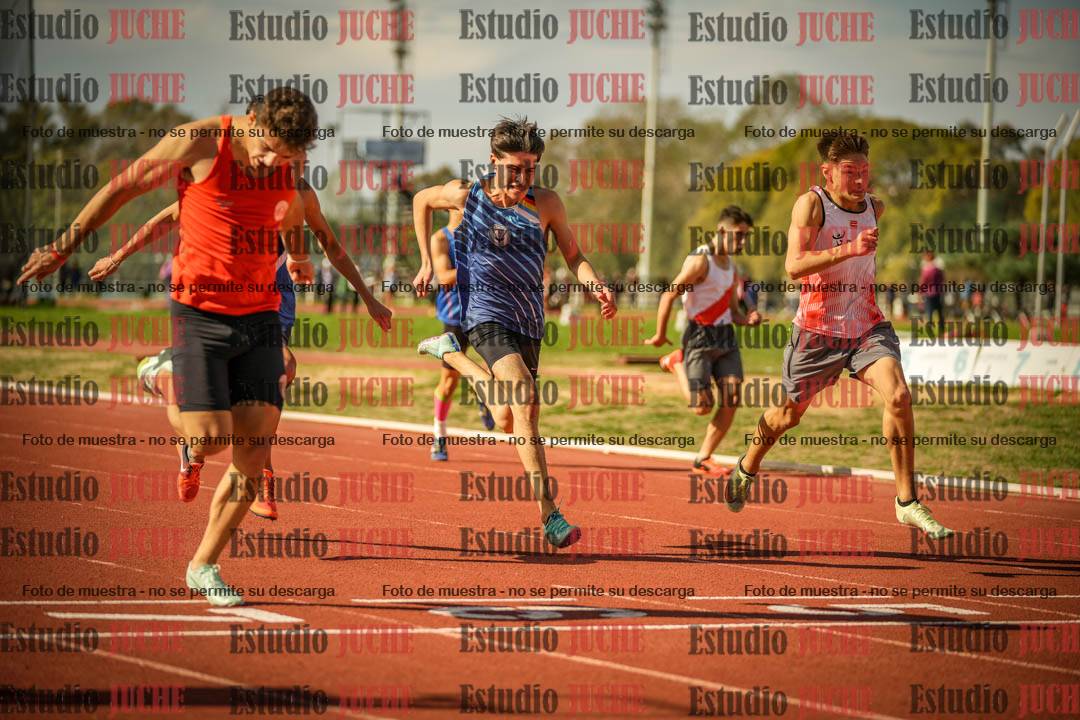 Fotos de los 200 m llanos de varones