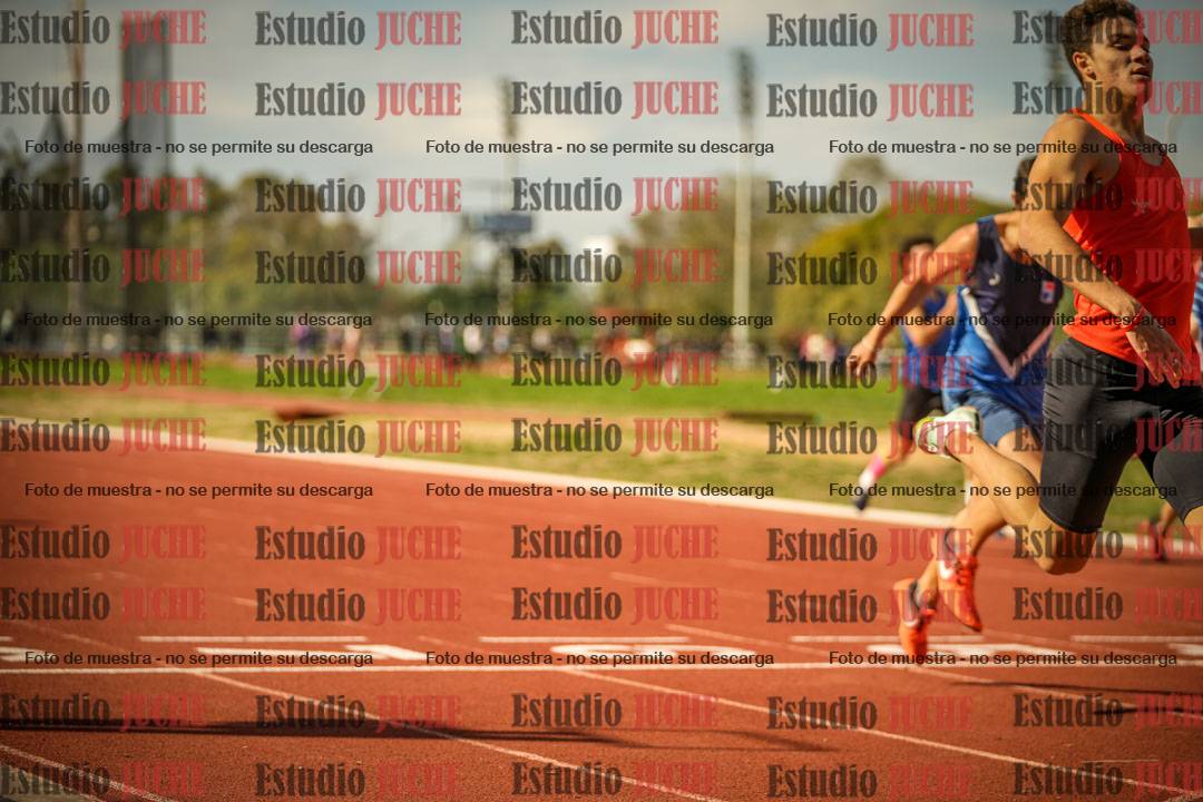 Fotos de los 200 m llanos de varones