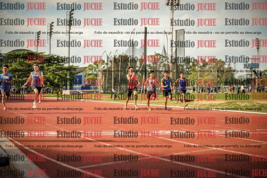 Fotos de los 200 m llanos de varones