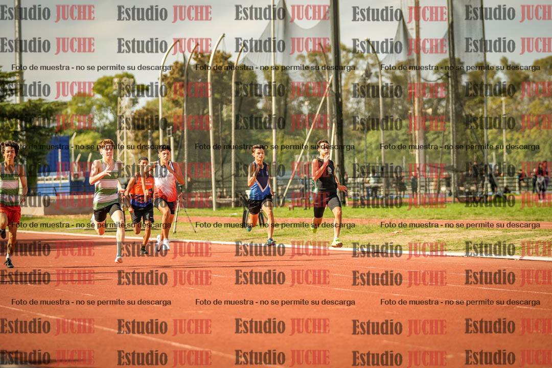 Fotos de los 200 m llanos de varones
