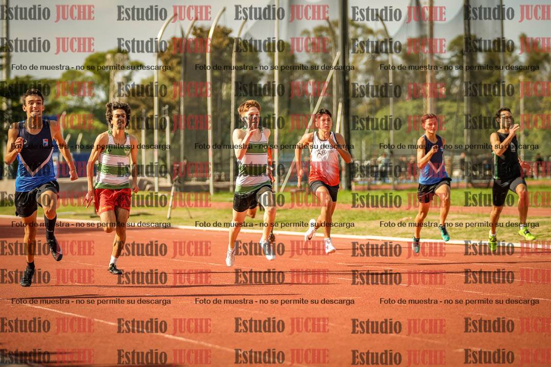 Fotos de los 200 m llanos de varones