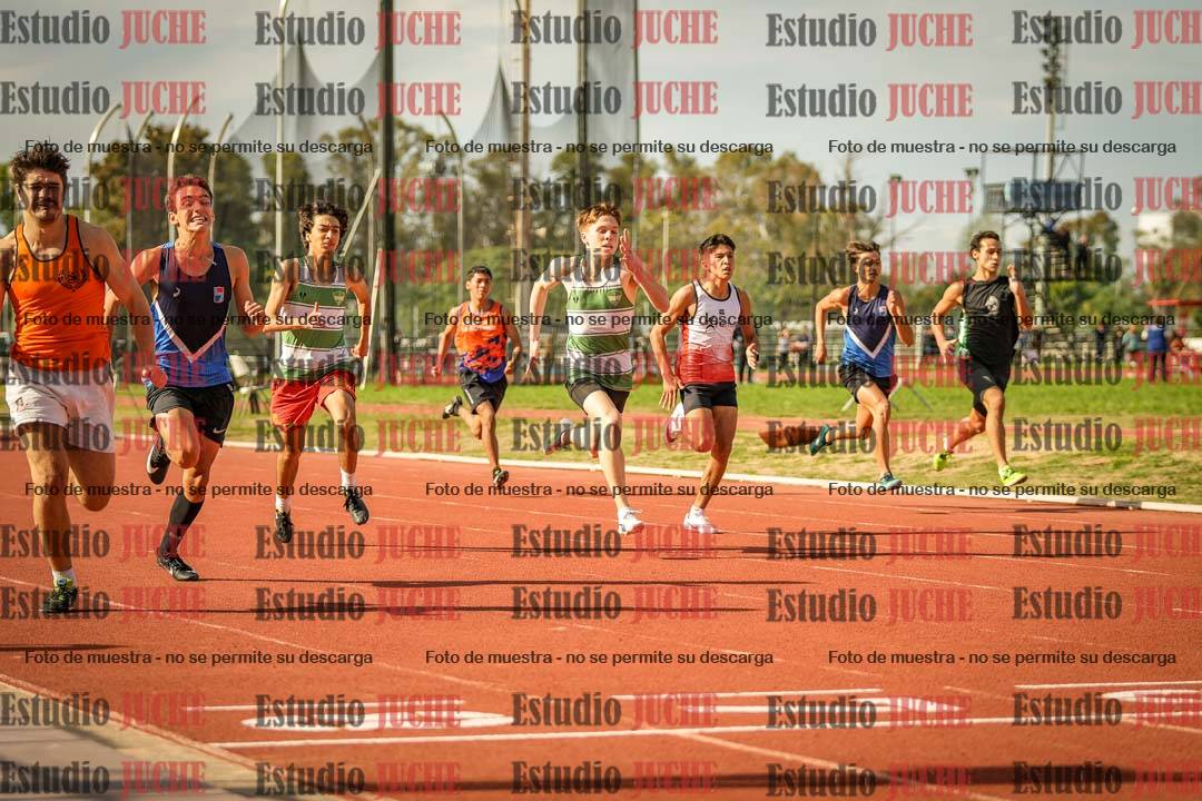 Fotos de los 200 m llanos de varones