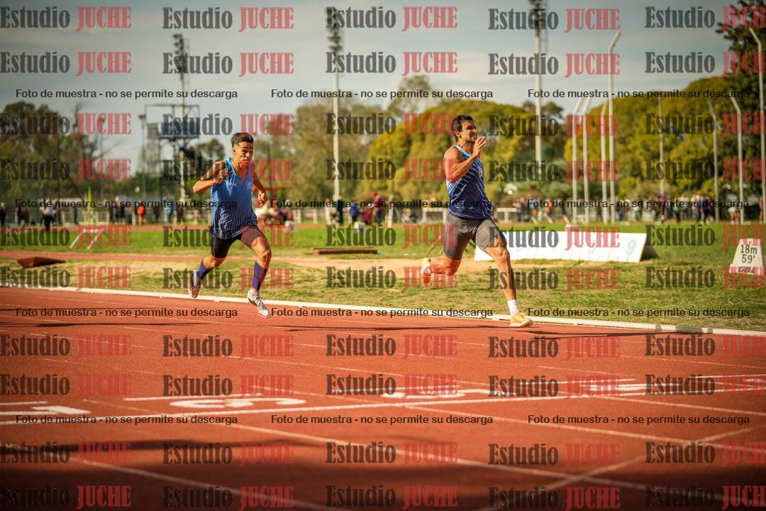 Fotos de los 200 m llanos de varones