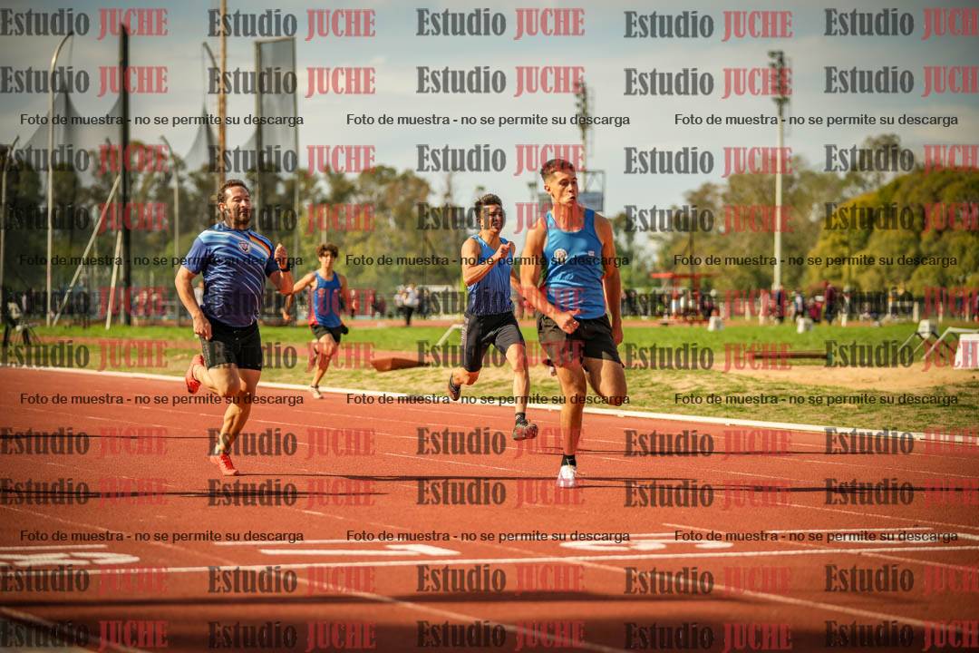 Fotos de los 200 m llanos de varones