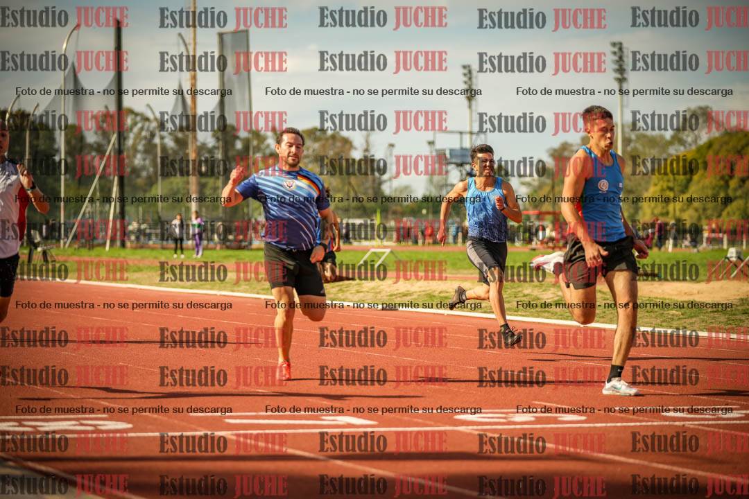 Fotos de los 200 m llanos de varones
