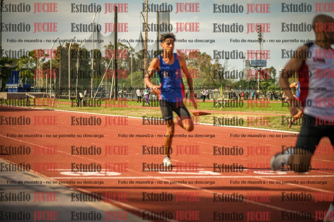 Fotos de los 200 m llanos de varones