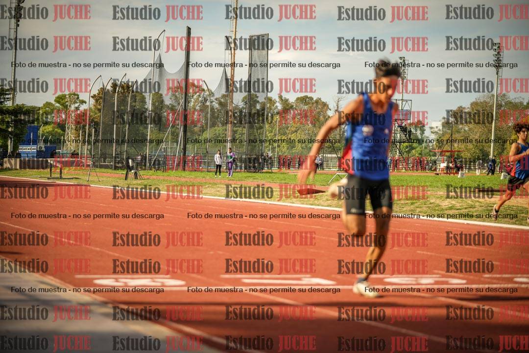 Fotos de los 200 m llanos de varones