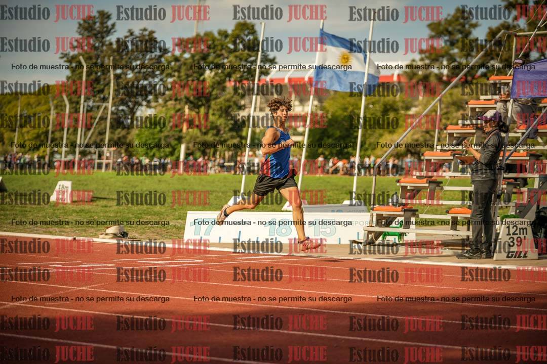 Fotos de los 200 m llanos de varones