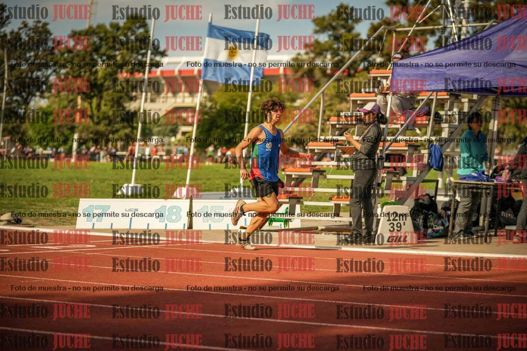 Fotos de los 200 m llanos de varones