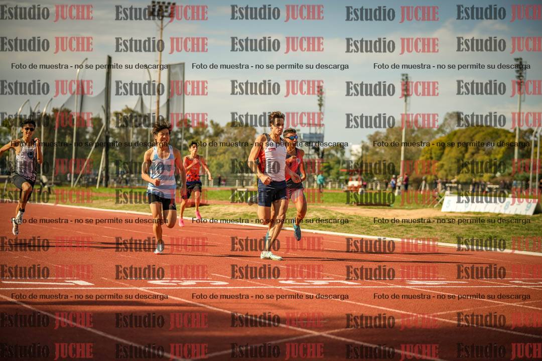 Fotos de los 200 m llanos de varones