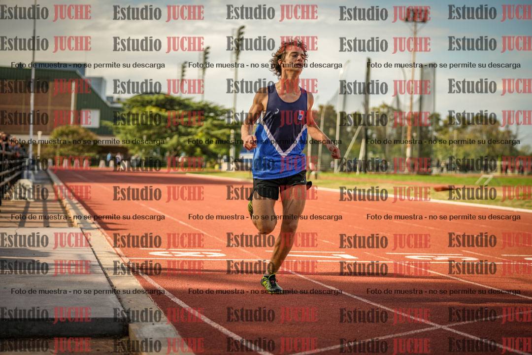 Fotos de los 200 m llanos de varones