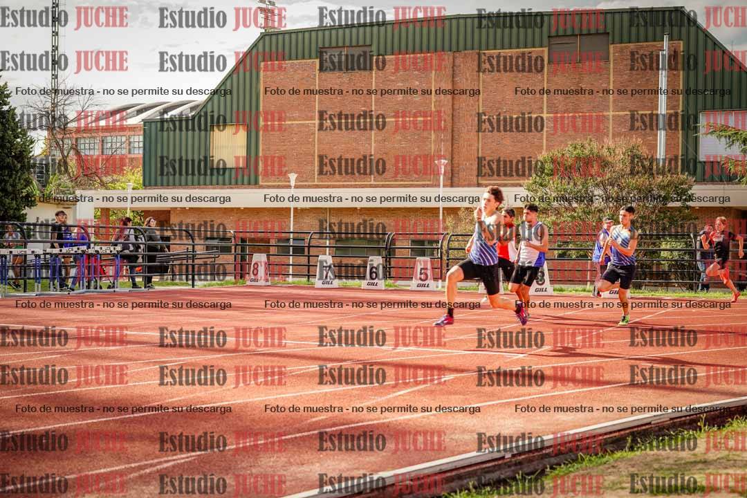 Fotos de los 200 m llanos de varones