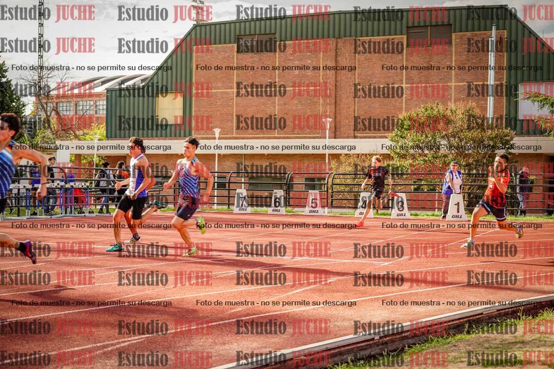 Fotos de los 200 m llanos de varones