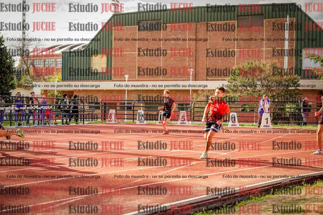 Fotos de los 200 m llanos de varones