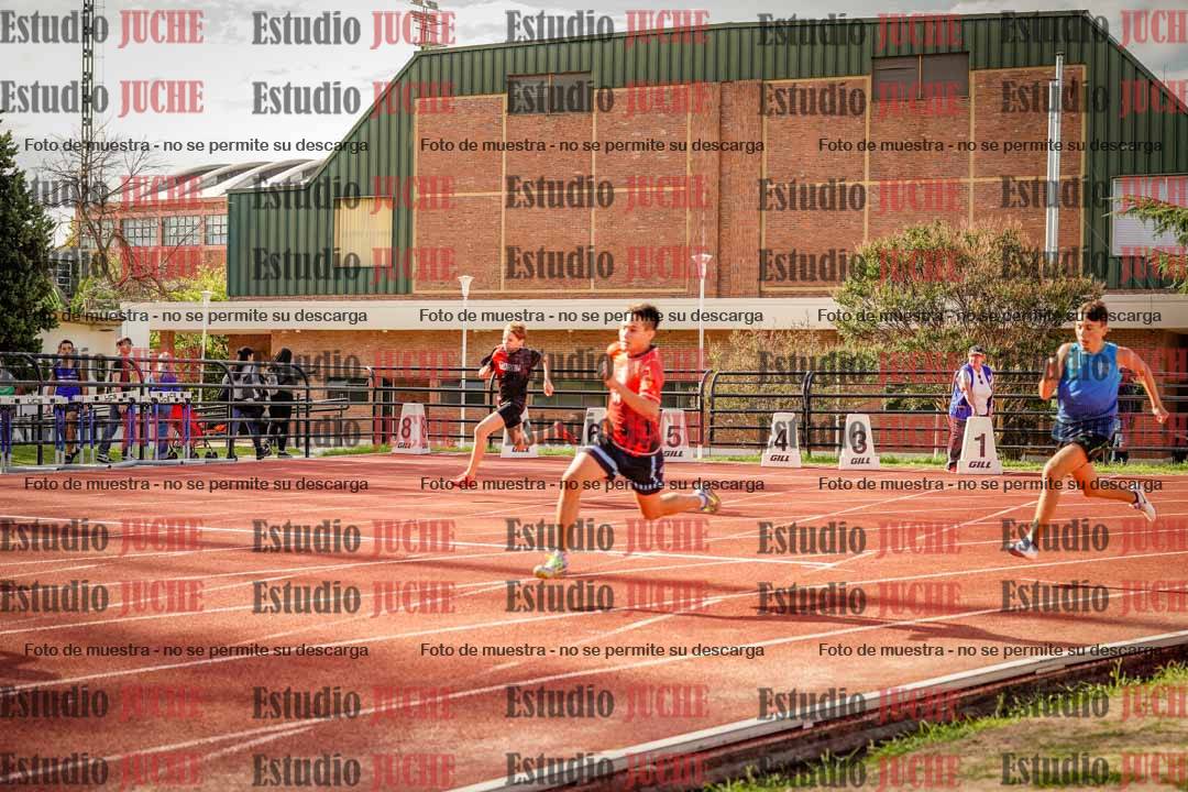 Fotos de los 200 m llanos de varones