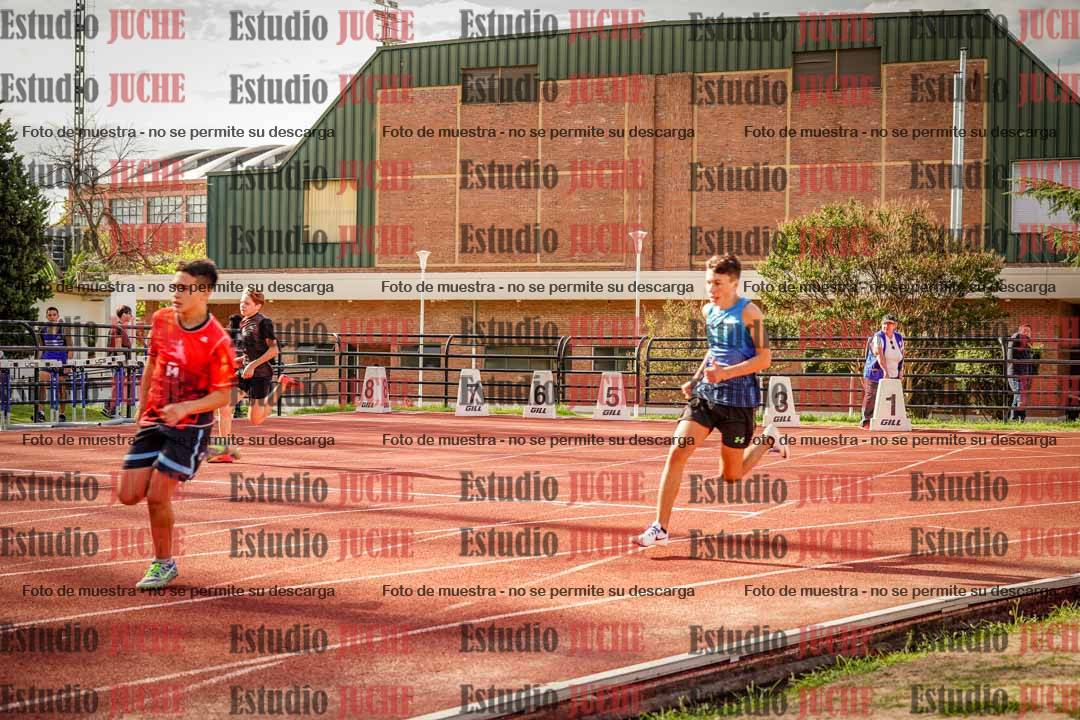 Fotos de los 200 m llanos de varones