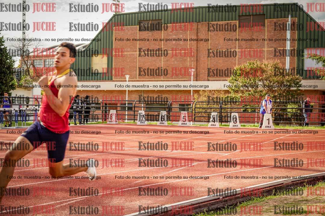 Fotos de los 200 m llanos de varones