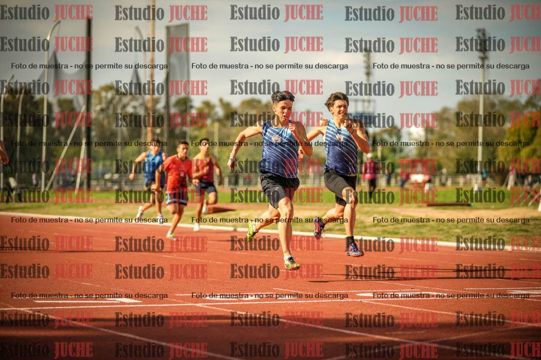 Fotos de los 200 m llanos de varones
