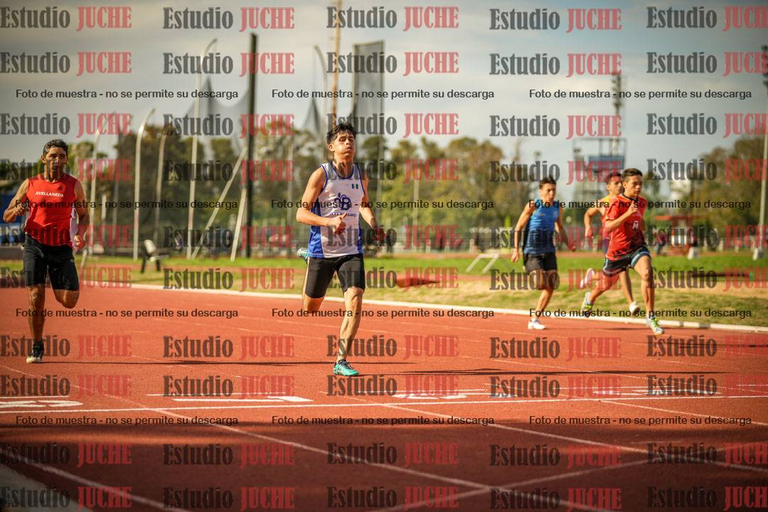 Fotos de los 200 m llanos de varones