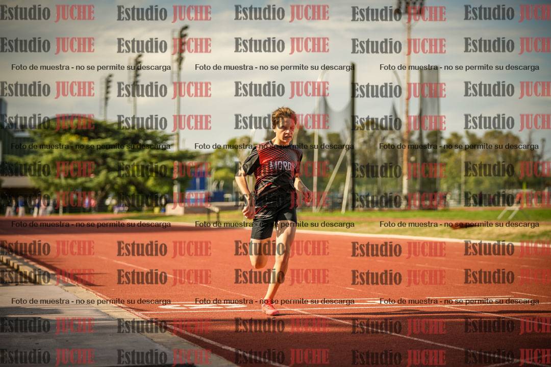 Fotos de los 200 m llanos de varones