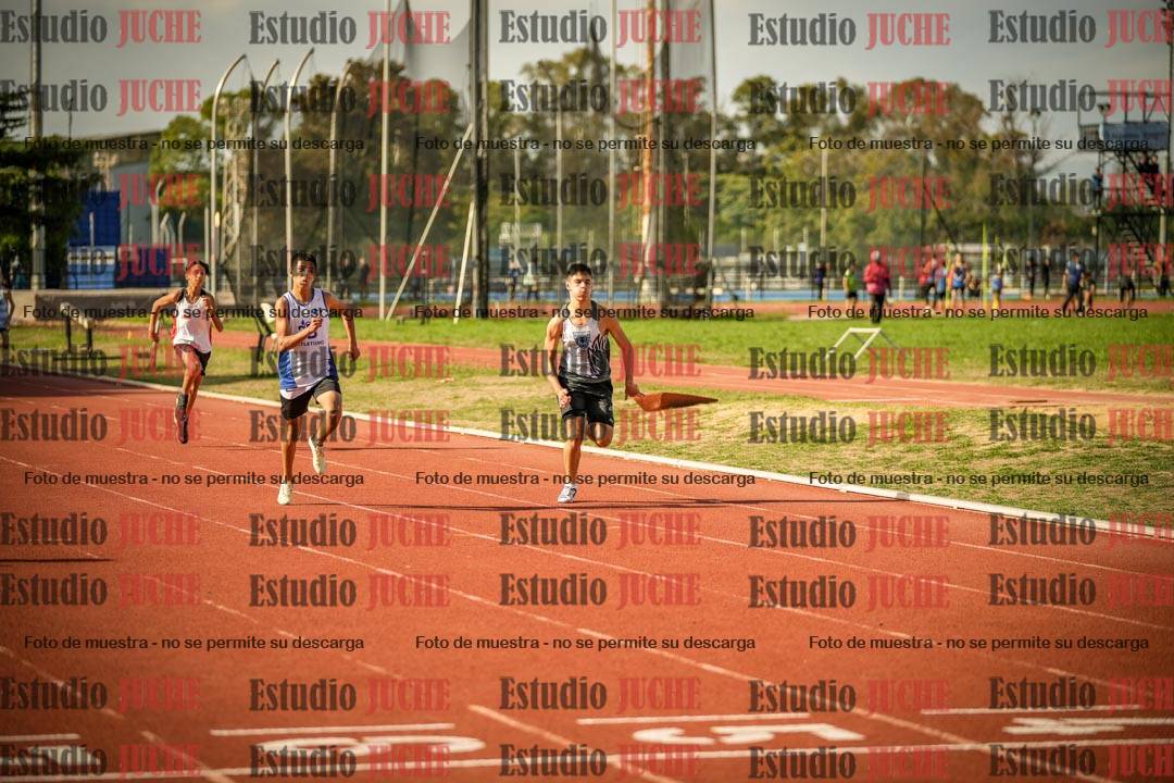 Fotos de los 200 m llanos de varones