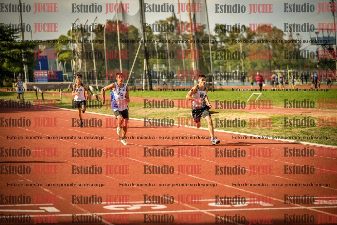 Fotos de los 200 m llanos de varones