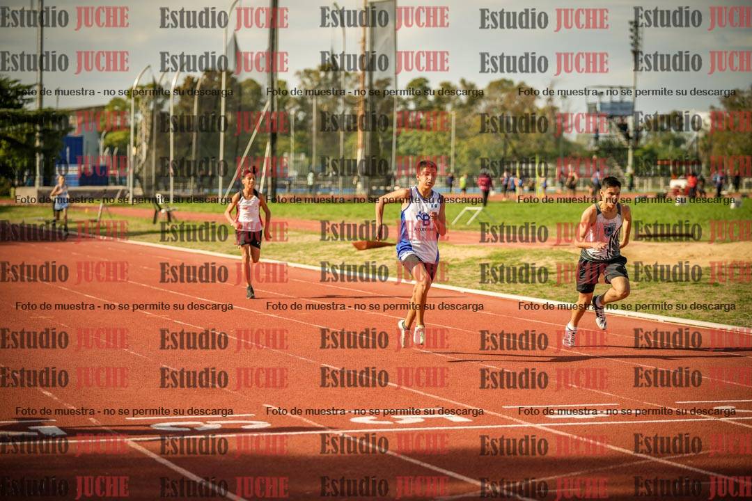 Fotos de los 200 m llanos de varones