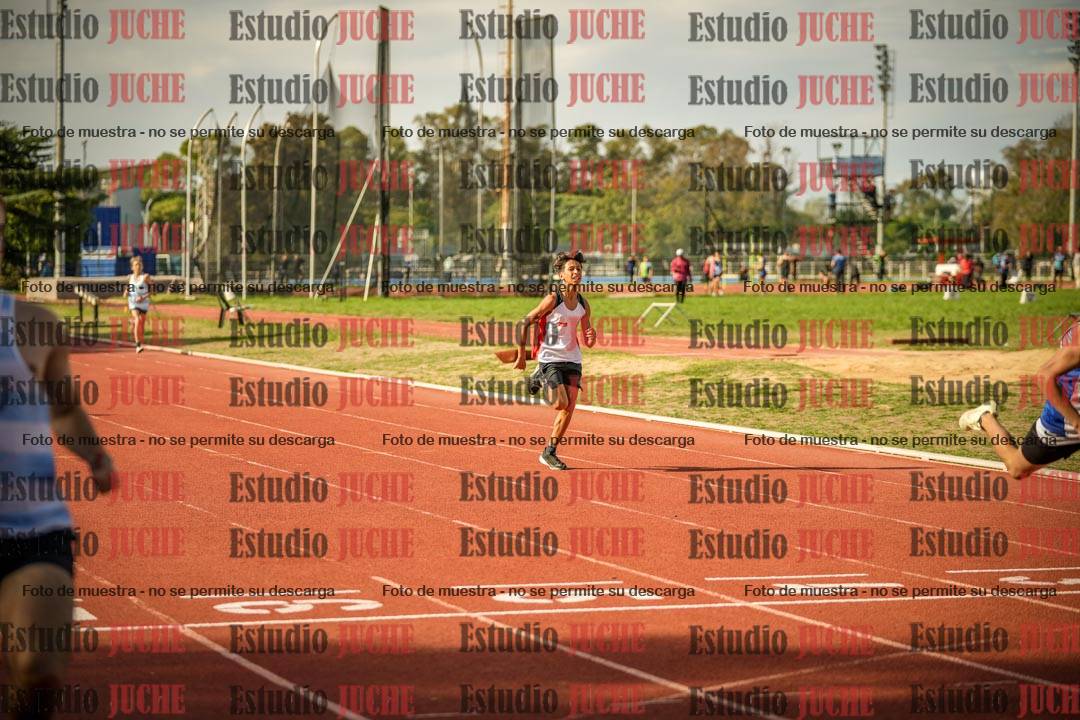 Fotos de los 200 m llanos de varones