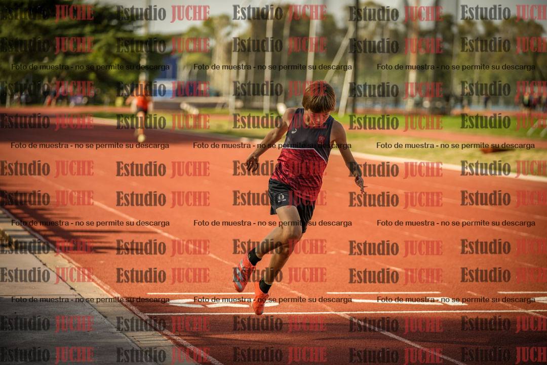 Fotos de los 200 m llanos de varones