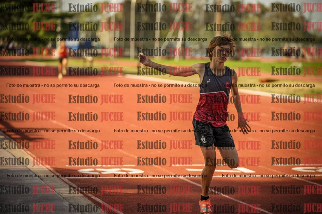 Fotos de los 200 m llanos de varones