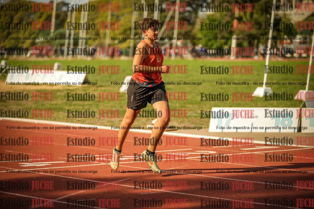 Fotos de los 200 m llanos de varones
