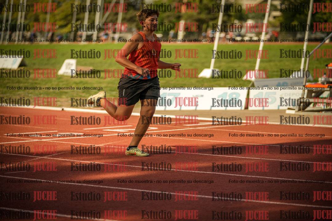 Fotos de los 200 m llanos de varones