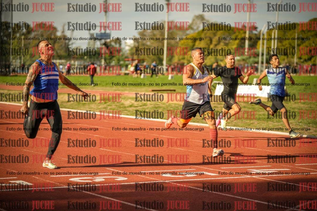 Fotos de los 200 m llanos de varones