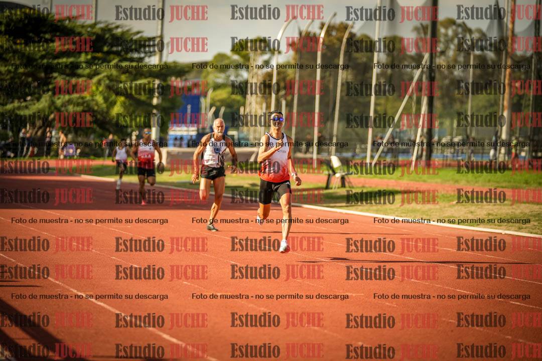 Fotos de los 200 m llanos de varones