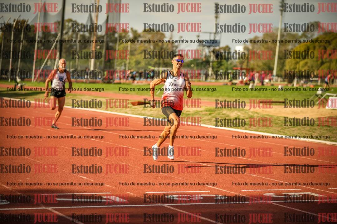 Fotos de los 200 m llanos de varones