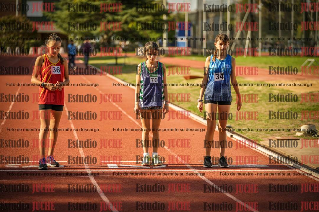 Fotos de los 2400 m llanos de mujeres - U16