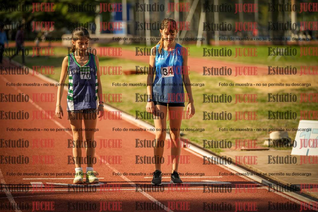 Fotos de los 2400 m llanos de mujeres - U16