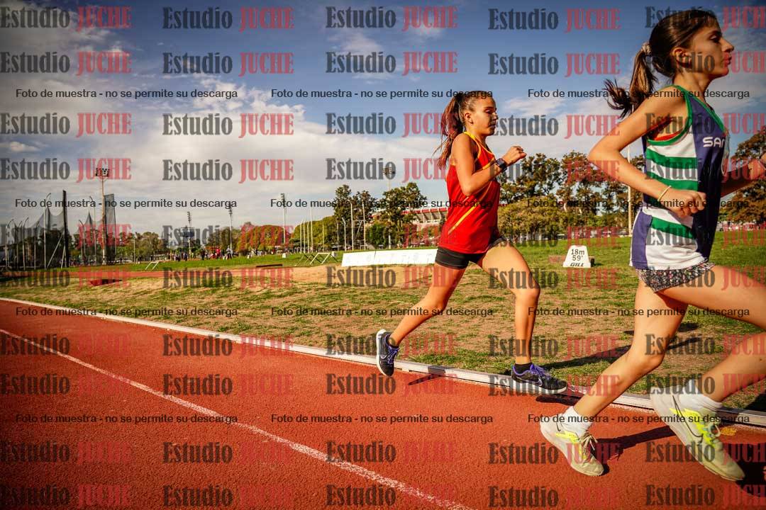 Fotos de los 2400 m llanos de mujeres - U16