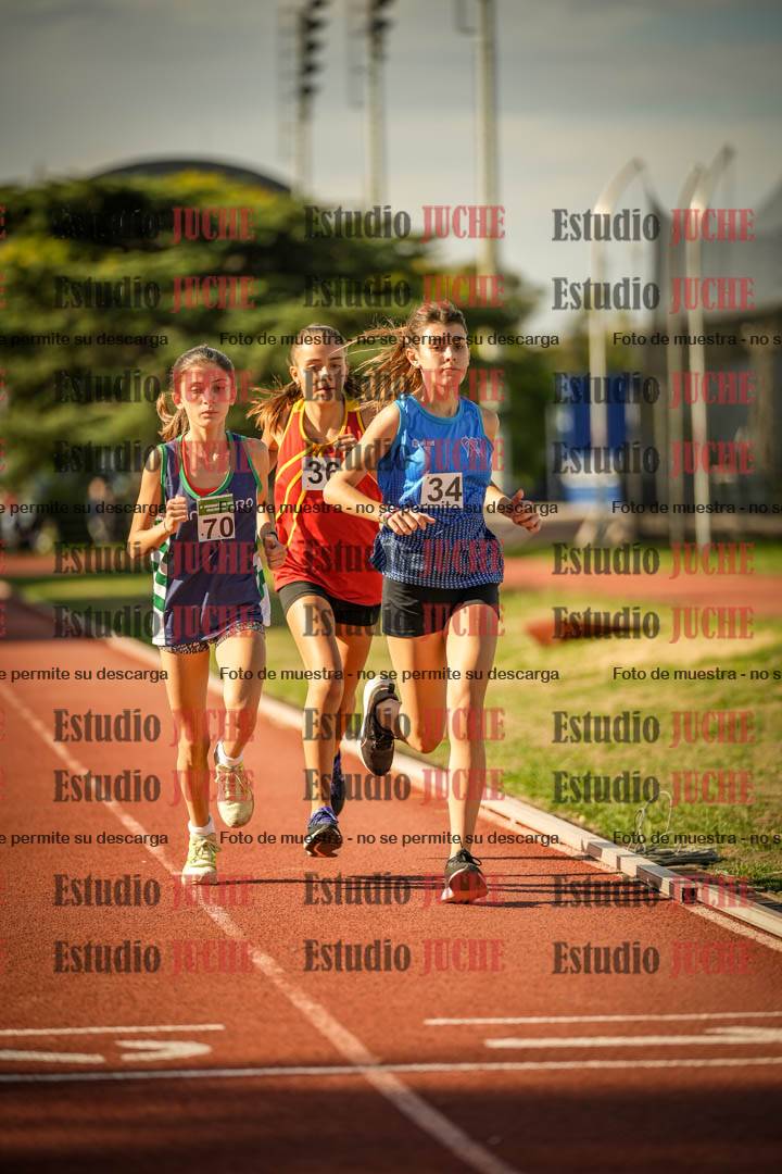 Fotos de los 2400 m llanos de mujeres - U16