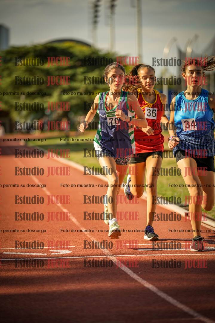 Fotos de los 2400 m llanos de mujeres - U16
