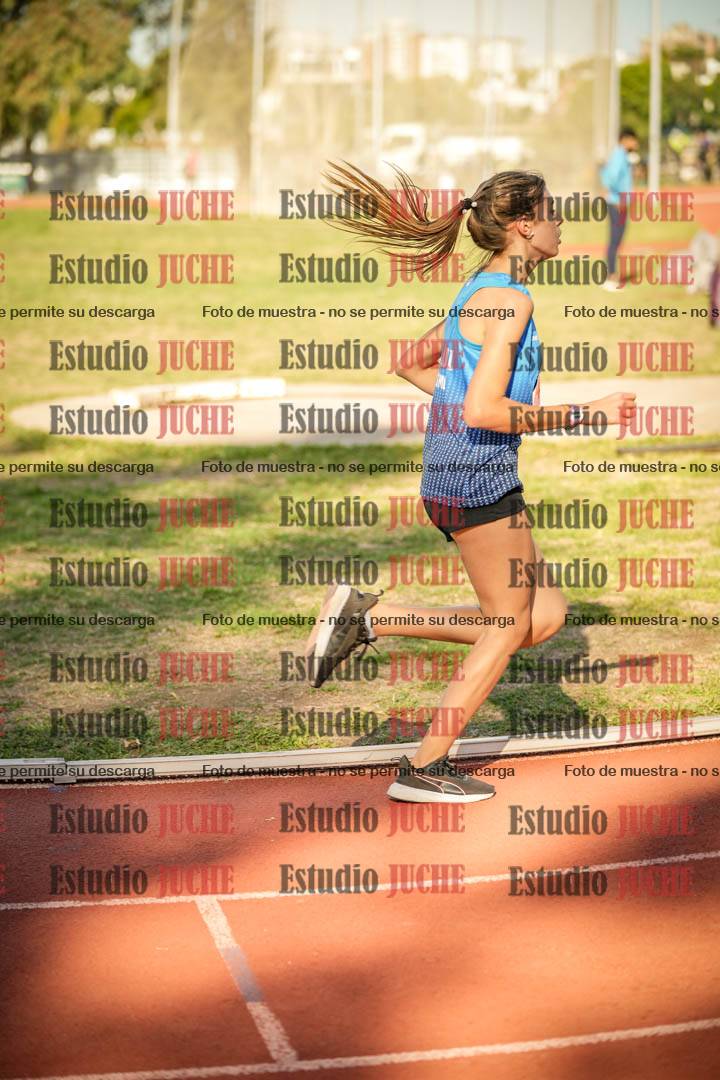 Fotos de los 2400 m llanos de mujeres - U16