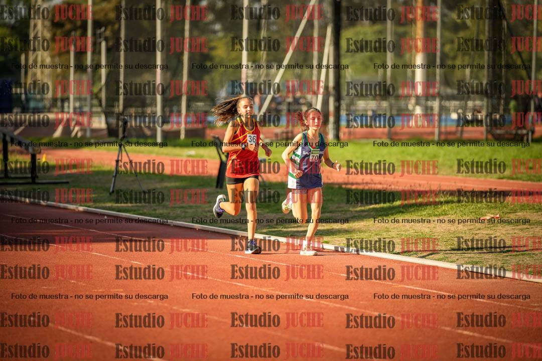 Fotos de los 2400 m llanos de mujeres - U16