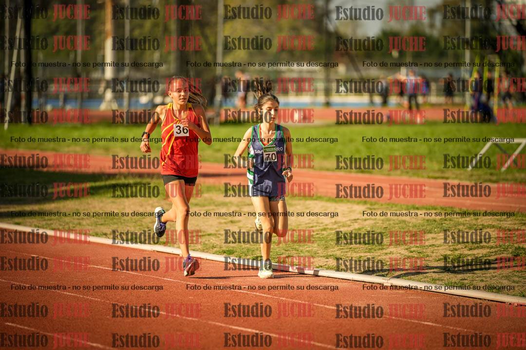 Fotos de los 2400 m llanos de mujeres - U16
