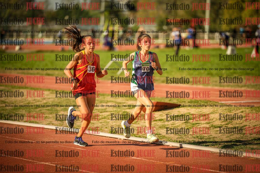 Fotos de los 2400 m llanos de mujeres - U16